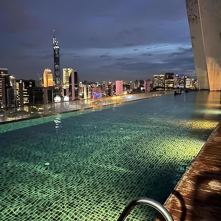 Regalia Exclusive Hostel Kuala Lumpur Exterior foto